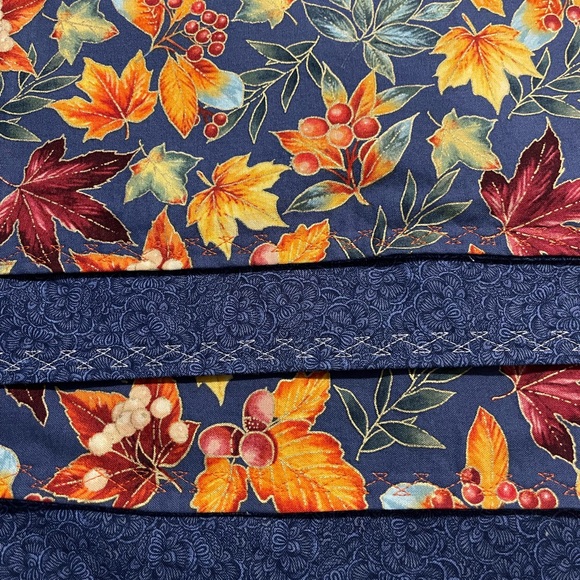 Handmade Colorful Reversible Autumn Leaf Placemats Set of 4 - Picture 3 of 7